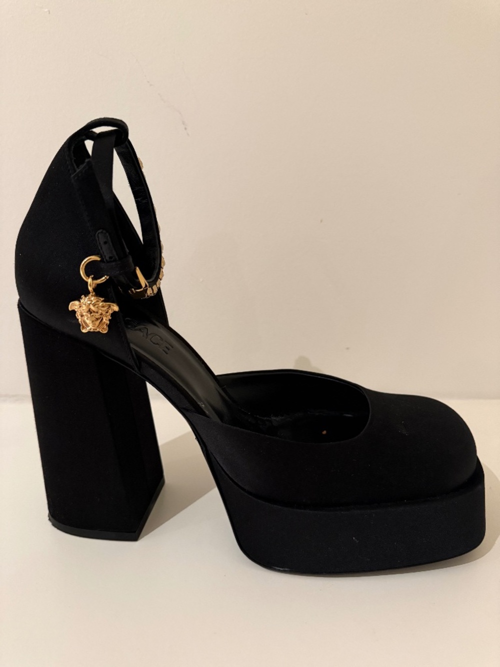 Versace Medusa Black Satin Platform Pumps – Size 40